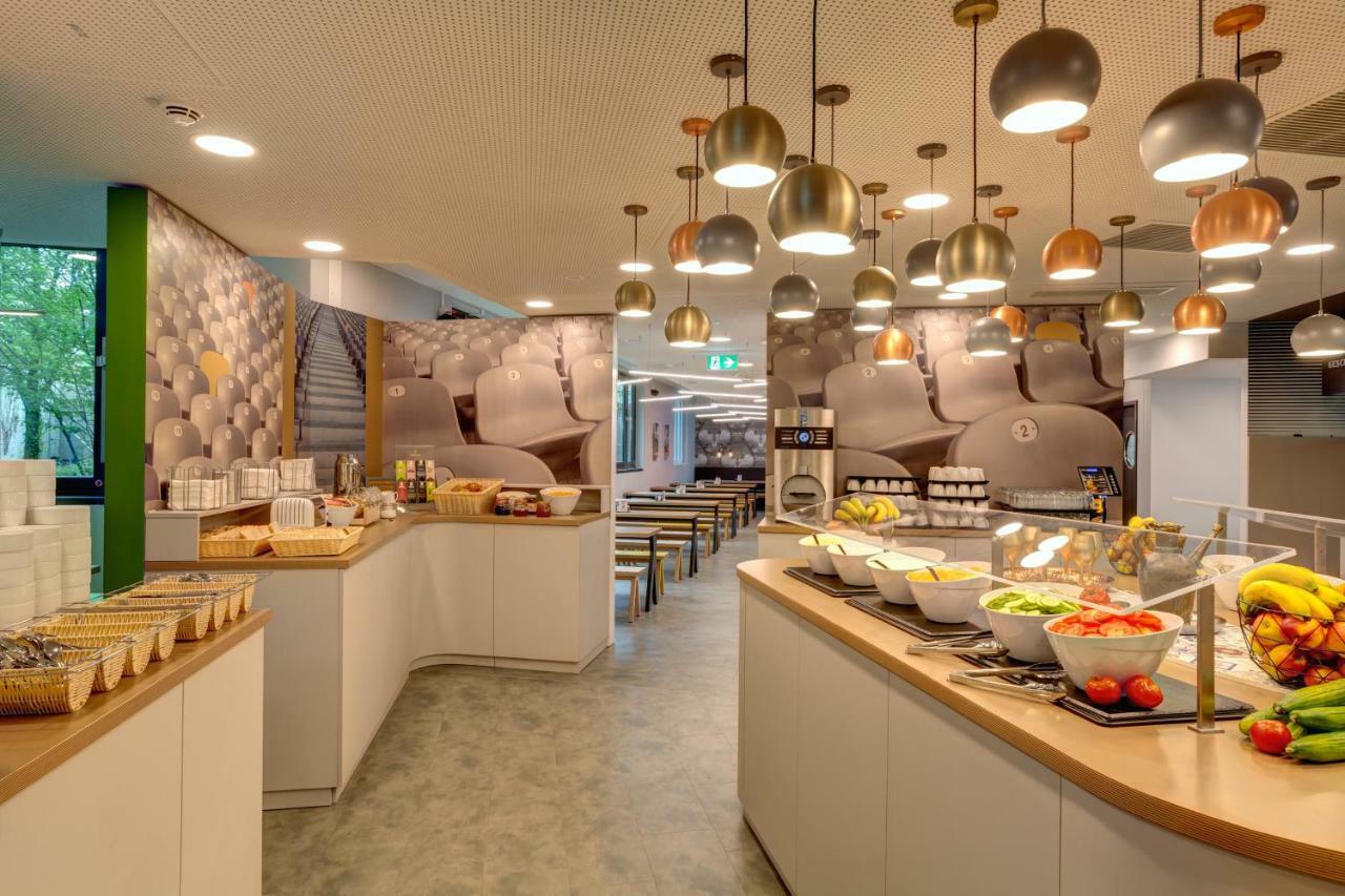 Meininger Hotel Muenchen Olympiapark Екстер'єр фото