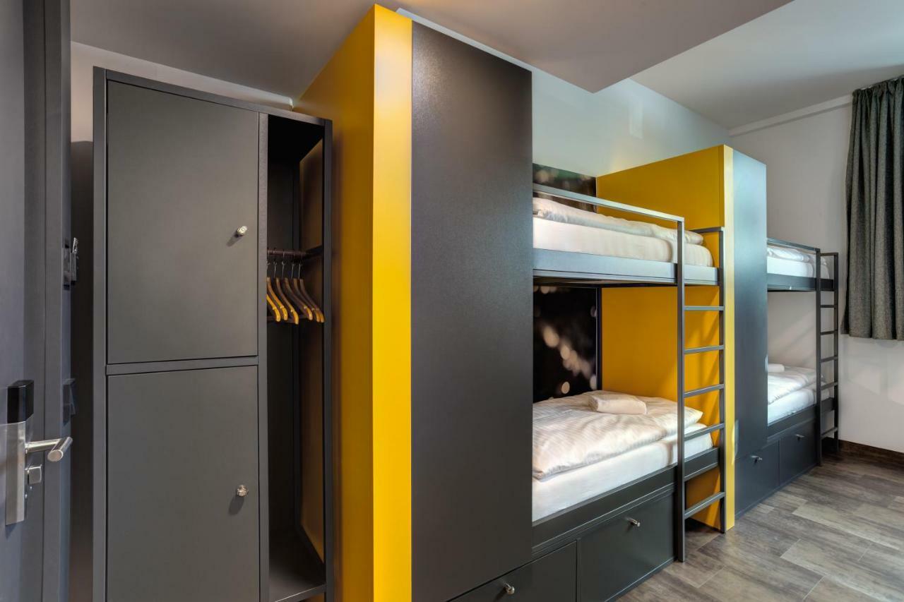 Meininger Hotel Muenchen Olympiapark Екстер'єр фото