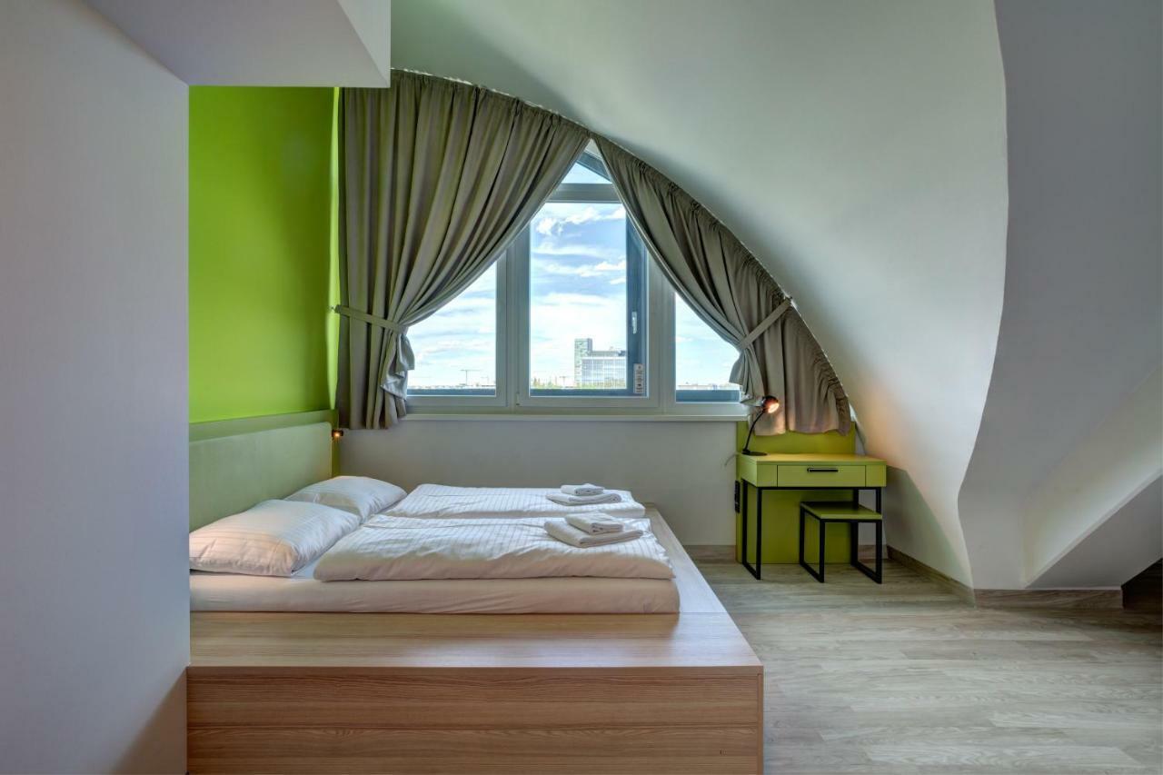Meininger Hotel Muenchen Olympiapark Екстер'єр фото
