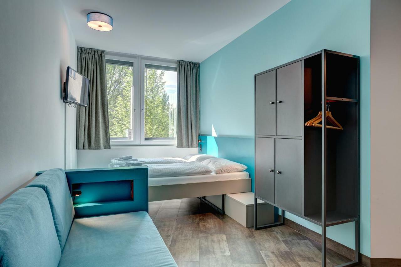 Meininger Hotel Muenchen Olympiapark Екстер'єр фото