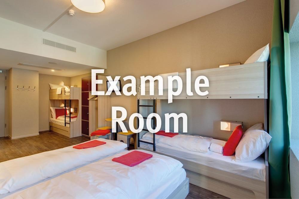 Meininger Hotel Muenchen Olympiapark Екстер'єр фото