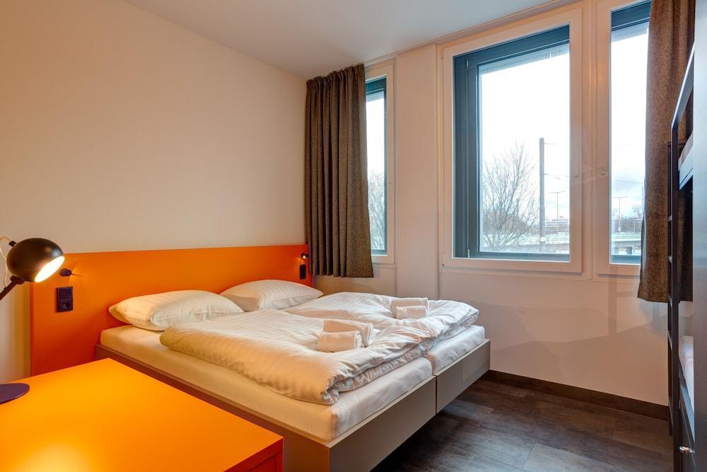 Meininger Hotel Muenchen Olympiapark Екстер'єр фото