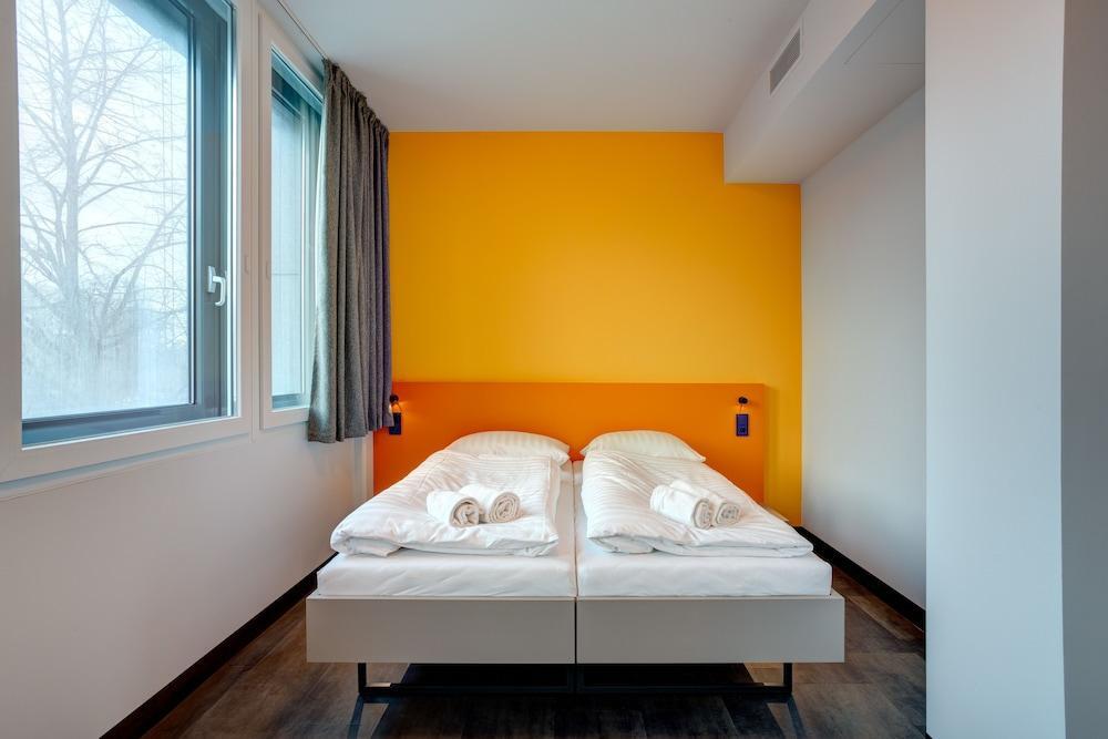 Meininger Hotel Muenchen Olympiapark Екстер'єр фото